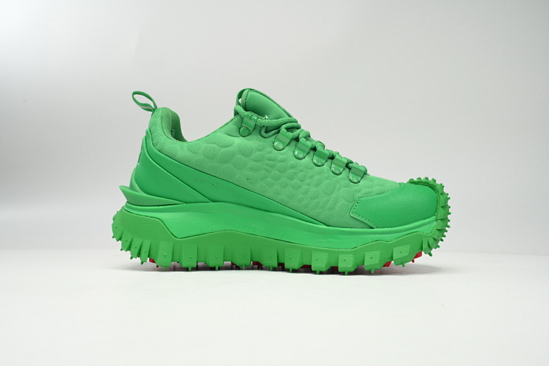 【DA3LJ】绿色-32 盟可睐 户外运动着山系 I209B 4M00230 M2202 Moncler Trailgrip Fluorescent Black Green