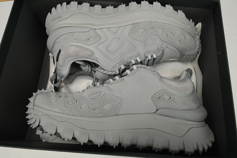 【DA3LJ】蚂蚁白-26 盟可睐 户外运动着山系 I209B 4M00230 M2962 Moncler Trailgrip Fluorescent Black Anthill
