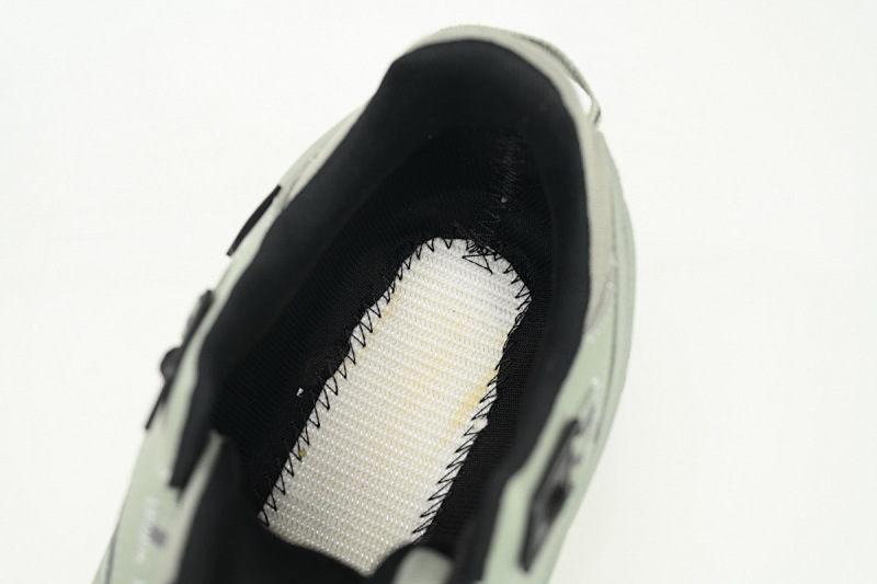 【DA3LJ】黑灰-28 盟可睐 户外运动着山系 I209B 4M00230 M2962 Moncler Trailgrip Fluorescent Black Black Ash