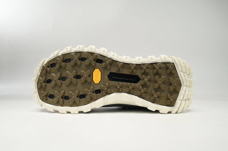 【DA3LJ】白灰卡其-30 盟可睐 户外运动着山系 I209B 4M00230 M2058 Moncler Trailgrip Fluorescent Black White Gray Khaki