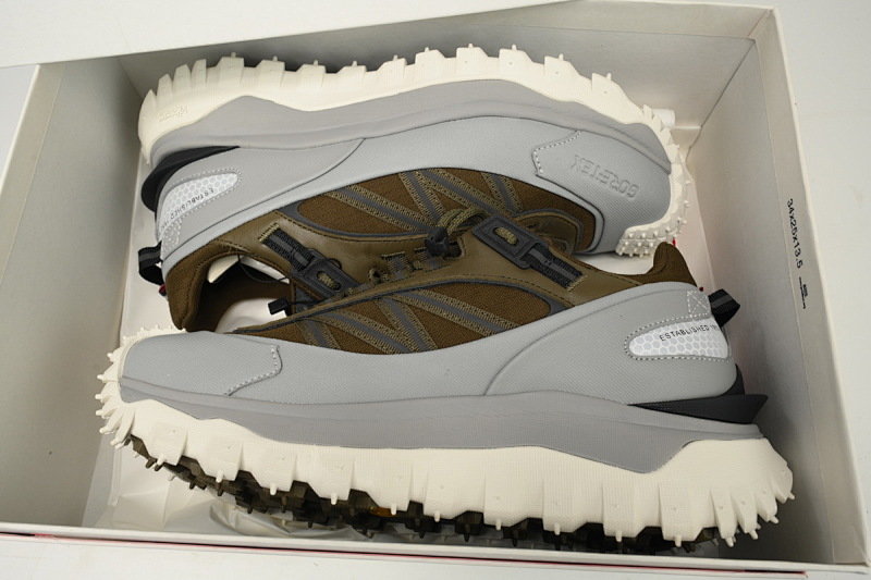 【DA3LJ】白灰卡其-30 盟可睐 户外运动着山系 I209B 4M00230 M2058 Moncler Trailgrip Fluorescent Black White Gray Khaki