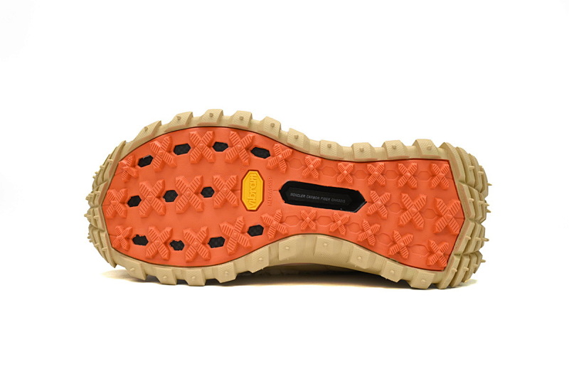 【DA3LJ】黑绒卡其-22 盟可睐 户外运动着山系 I209B 4M00170 M3312 Moncler Trailgrip Fluorescent Black Velvet Khaki