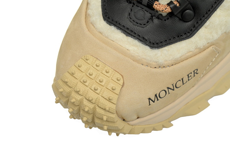 【DA3LJ】黑绒卡其-22 盟可睐 户外运动着山系 I209B 4M00170 M3312 Moncler Trailgrip Fluorescent Black Velvet Khaki