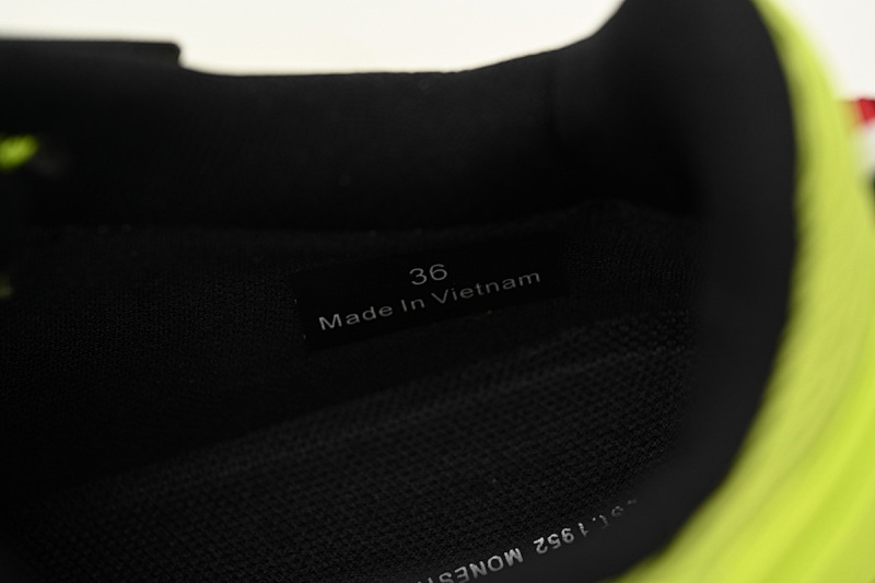 【DA3LJ】荧光绿-7 盟可睐 户外运动着山系 H2098 4M00120 M1614 Moncler Trailgrip Fluorescent Green