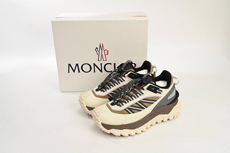 【DA3LJ】灰白色-3 盟可睐 户外运动着山系 I109A4 M00260 M2671 Moncler Trailgrip Grey