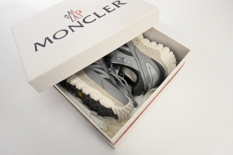 【DA3LJ】灰色-6 盟可睐 户外运动着山系 I109A4 M00260M296 2900 Moncler Trailgrip Grey