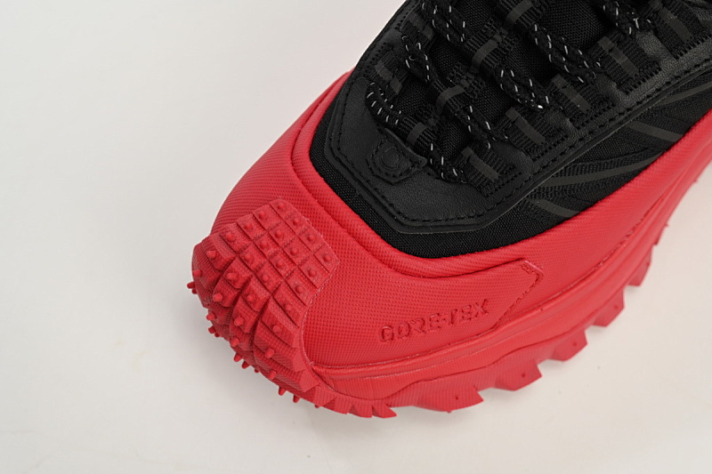 【DA3LJ】黑红色-5 盟可睐 户外运动着山系 H209B4M 00120 M2058 P49 Moncler Trailgrip Black Red