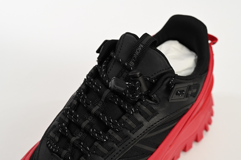 【DA3LJ】黑红色-5 盟可睐 户外运动着山系 H209B4M 00120 M2058 P49 Moncler Trailgrip Black Red