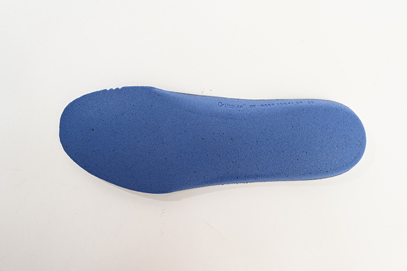 【DA3LJ】黑红色-5 盟可睐 户外运动着山系 H209B4M 00120 M2058 P49 Moncler Trailgrip Black Red