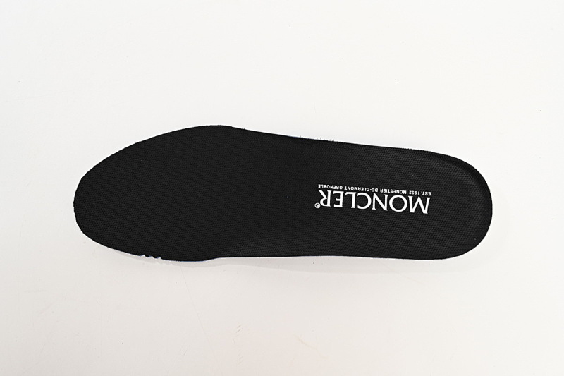 【DA3LJ】黑红色-5 盟可睐 户外运动着山系 H209B4M 00120 M2058 P49 Moncler Trailgrip Black Red