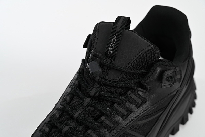 【DA3LJ】全黑-2 盟可睐 户外运动着山系 H2098 4M00120 M2058 999   Moncler  Trailgrip GTX  Black