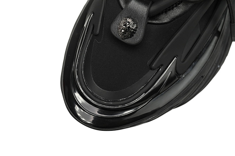 【EA0LJ】全黑-1 巴尔曼子弹系列低帮运动休闲鞋 YM1VJ309 BALMAIN Multikolor Buty sportowe  Black