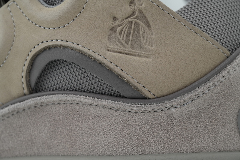 【EA1ET】灰色 顶级版本浪凡运动鞋休闲面包鞋  LANVIN Grey