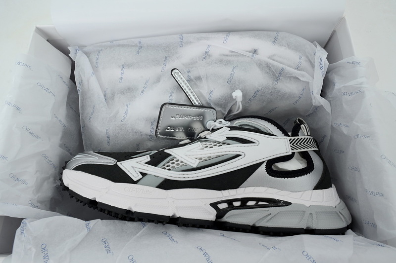 【CP3MI】银黑 OFFWHITE跑鞋系列 OMIA29SS 26FAB00 17210 FF-WHITE Out Of Silver Black