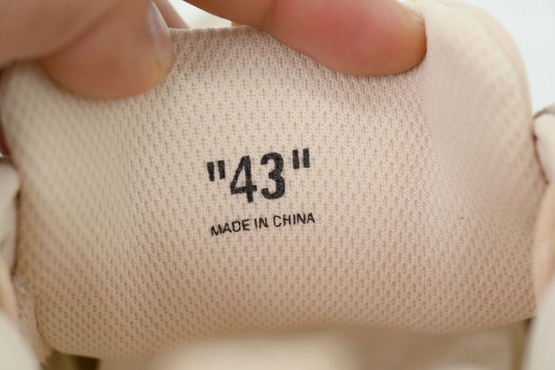 【CP3MI】米粉 OFFWHITE跑鞋系列 OWIA289F 25LEA00 16404 FF-WHITE Out Of Rice Noodles