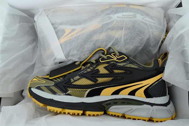 【CP3MI】军绿黑 OFFWHITE跑鞋系列 OMIA295S 26FAB002 1016 FF-WHITE Out Of Military Green Black