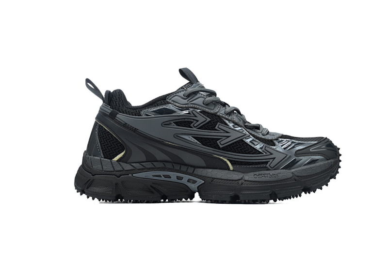【CP3MI】黑色 OFFWHITE跑鞋系列 OMIA295C99 FAB00 11010 FF-WHITE Out Of Black