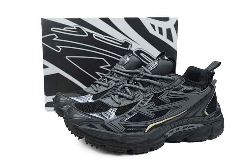 【CP3MI】黑色 OFFWHITE跑鞋系列 OMIA295C99 FAB00 11010 FF-WHITE Out Of Black