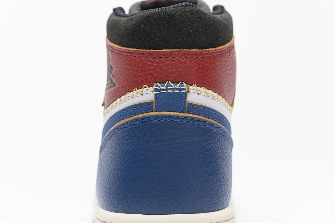 【DA0OW】拼接蓝 乔丹1代篮球鞋BV1300-146 Air Jordan 1 Retro High Union Los Angeles Blue Toe