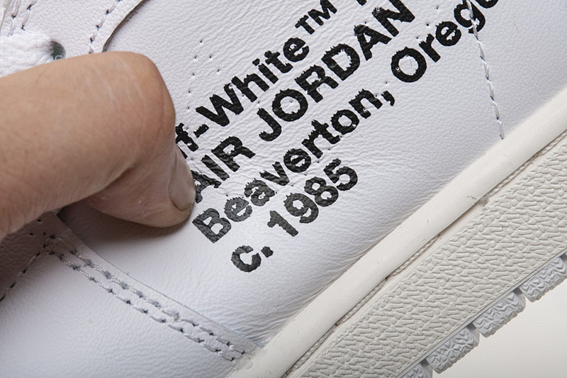 【DA7OW】全白OW 乔丹一代OFF WHITE X Air Jordan 1 AQ0818-100 White