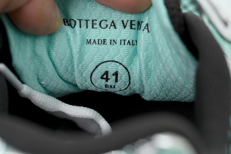 【CA1M9】银拼绿色 葆蝶家跑鞋 低帮休闲跑鞋 755915 V2X40 3925 Bottega Veneta Wmns Orbit Sneaker 'White'