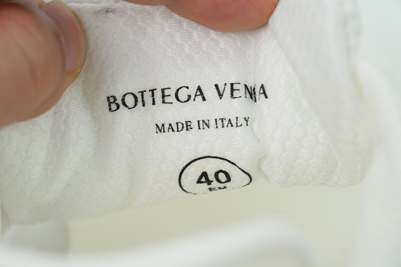 【CA1M9】透明白 葆蝶家跑鞋 827564 V5JI1 9168 Bottega Veneta Orbit Sneaker 'Glass'