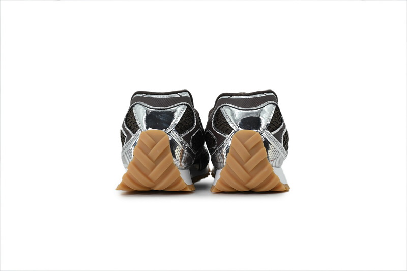 【CA1M9】巧克力棕 葆蝶家跑鞋 741357 V2X40 2145 Bottega Veneta Orbit Sneaker 'Fondant Silver'
