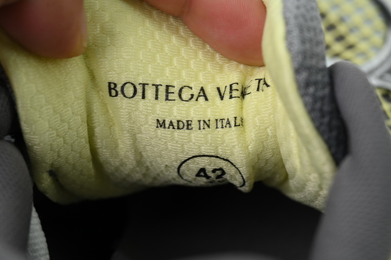【CA1M9】玄武黑岩 葆蝶家跑鞋 755915 V2X40 9561Bottega Veneta Wmns Orbit 'Zesty Basalt'