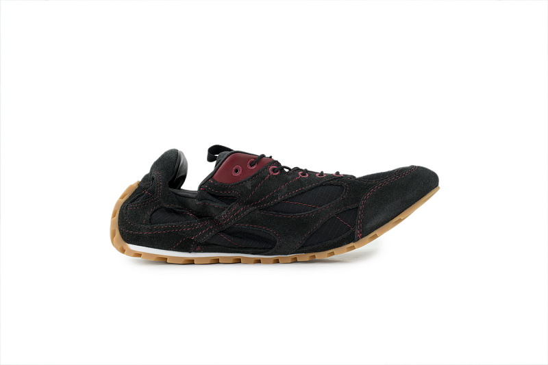 【CA5M9】黑色 葆蝶家跑鞋3代 低帮休闲跑鞋 855200 V65D1 1021 Bottega Veneta Orbit Flash Sneaker 'black'