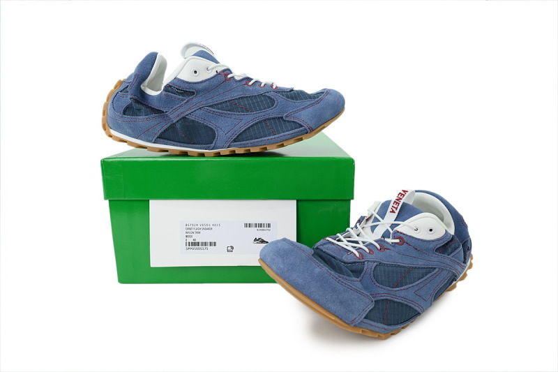yupoo_309360_abfb1606.jpg 【CA5M9】蓝色 葆蝶家跑鞋3代 低帮休闲跑鞋 867924 V65D1 4015 Bottega Veneta Orbit Flash Sneaker 'Blue'