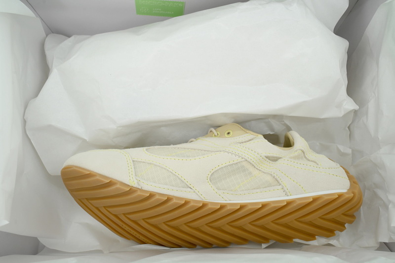 【CA5M9】米色 葆蝶家跑鞋3代 低帮休闲跑鞋 855200 V65D1 9012 Bottega Veneta Orbit Flash Sneaker 'beige'