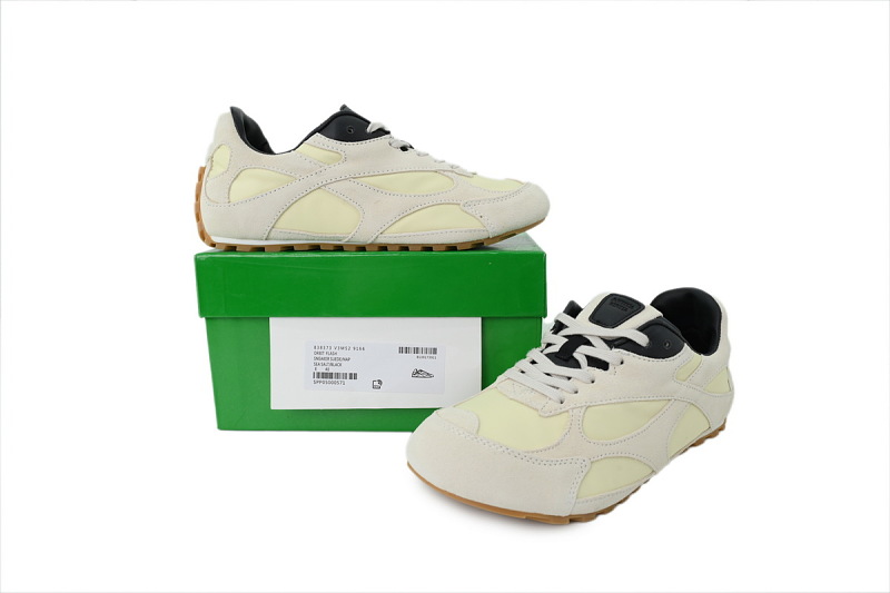【BA3M9】米色 葆蝶家跑鞋2代 低帮休闲跑鞋 838373 V3MS2 9166 Bottega Veneta Orbit Sneaker 'Sea Salt Black'