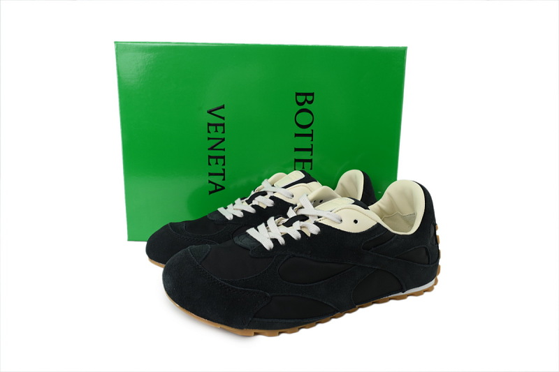 yupoo_309583_982736d5.jpg 【BA3M9】黑色 葆蝶家跑鞋2代 低帮休闲跑鞋 838373 V3MS2 1000 Bottega Veneta Orbit Sneaker 'Black'