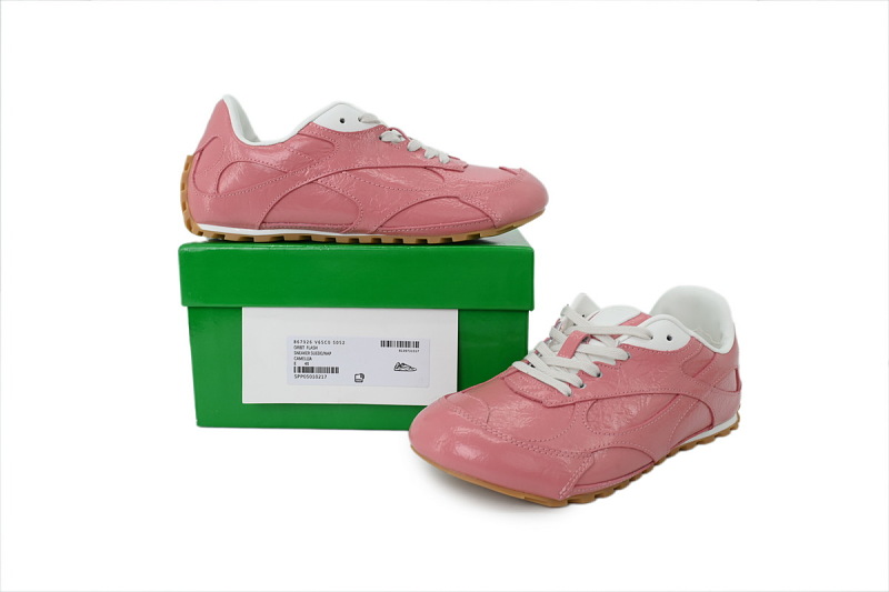 【BA3M9】山茶花 葆蝶家跑鞋2代 低帮休闲跑鞋 867926V 65C0 5052 Bottega Veneta Orbit Sneaker 'camellia'