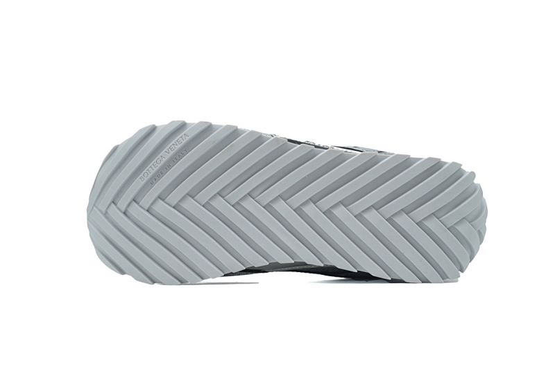 【CA1MB】纯银 葆蝶家跑鞋 Bottega Veneta Orbit低帮休闲跑鞋Silvery