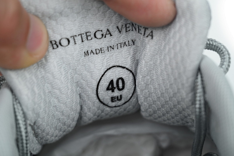 【CA1MB】纯银 葆蝶家跑鞋 Bottega Veneta Orbit低帮休闲跑鞋Silvery