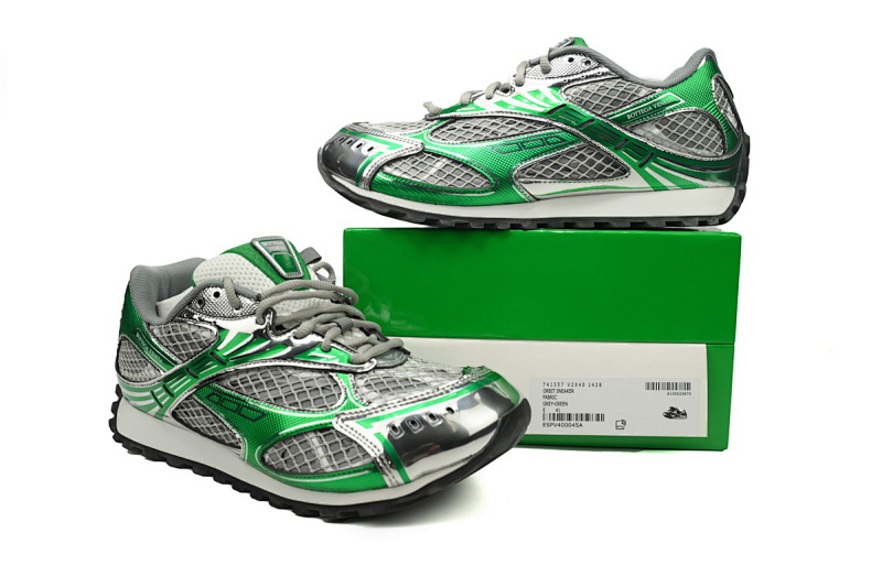 【CA1MB】绿色 葆蝶家跑鞋 Bottega Veneta Orbit低帮休闲跑鞋Green