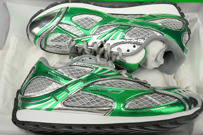 【CA1MB】绿色 葆蝶家跑鞋 Bottega Veneta Orbit低帮休闲跑鞋Green