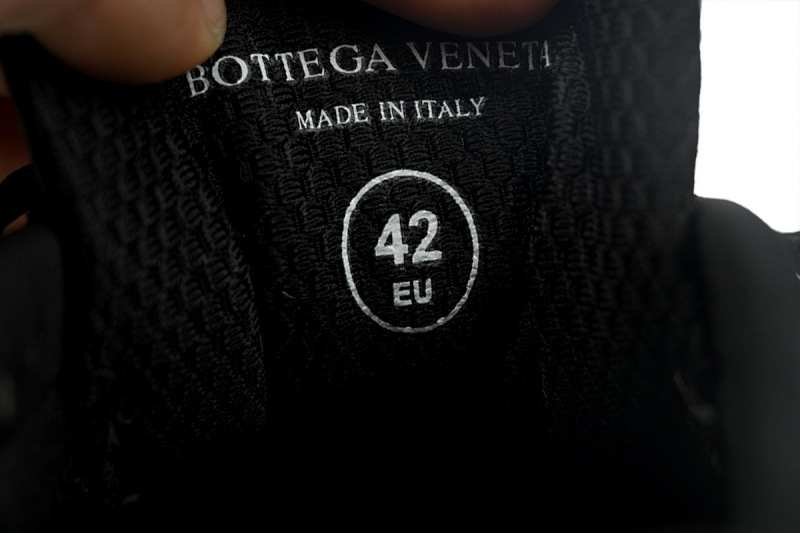 【CA1MB】黑色 葆蝶家跑鞋 Bottega Veneta Orbit低帮休闲跑鞋Black