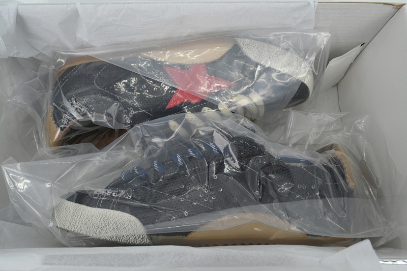 【CA0HZ】 黑亮片 GGDB 时尚休闲小脏鞋 Golden Goose True Star Black Glossy Film