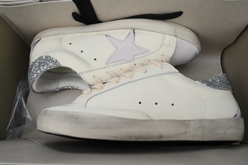 【CA0ET】闪银尾 GGDB 时尚休闲小脏鞋 Golden Goose Super Star 'Sparkling Silver Heel'