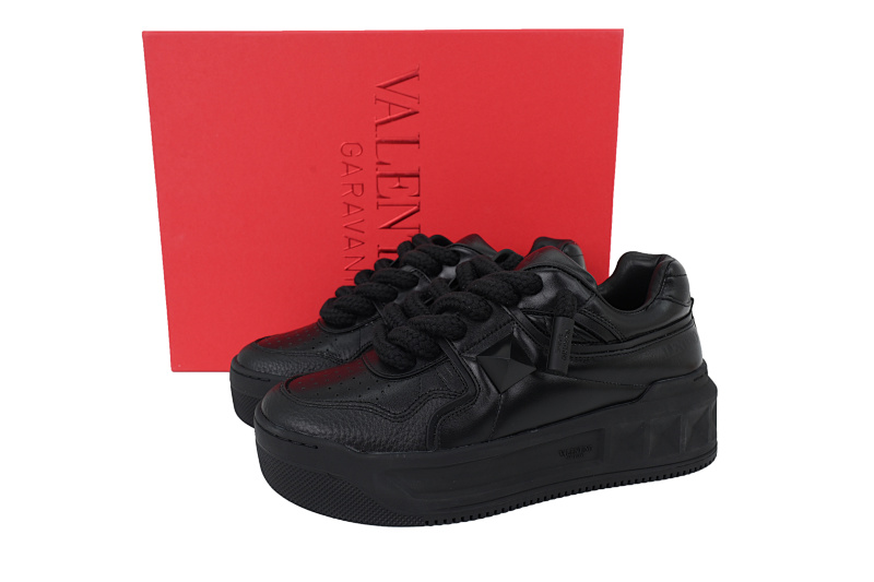 yupoo_312345_20e9a7e3.jpg 【CA3ET】KX全黑厚底 华伦天奴 厚底休闲鞋 Valentino 时尚板鞋