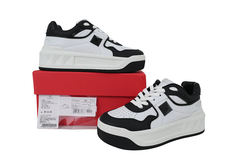 yupoo_312513_ba1edc55.jpg 【CA3ET】KX黑白厚底 华伦天奴 厚底休闲鞋 Valentino 时尚板鞋