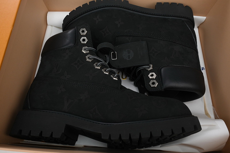 【FA0ET】LV联名黑色 添柏岚马丁靴及踝靴  LV x Timberland 6-In Ankle Boot