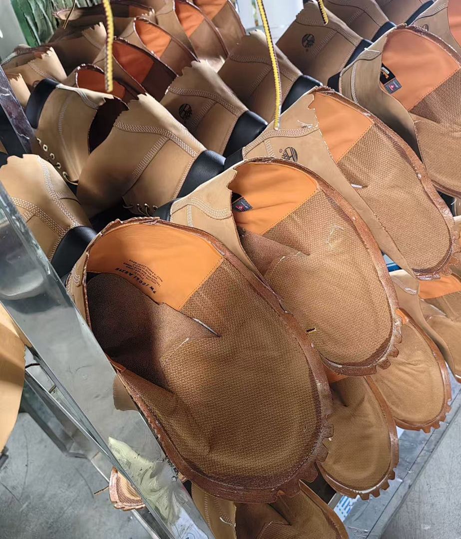 yupoo_312772_b36d0811.jpg 【CA9ET】高帮黄色 添柏岚马丁靴及踝靴 Timberland 6-In Ankle Boot