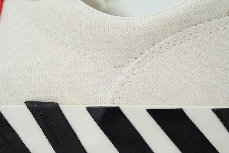 【BP5MI】白红  OFF-WHITE Vulc Low White 低帮时尚板鞋 OMIA085R20D330500129 Off-White Vulc White Red