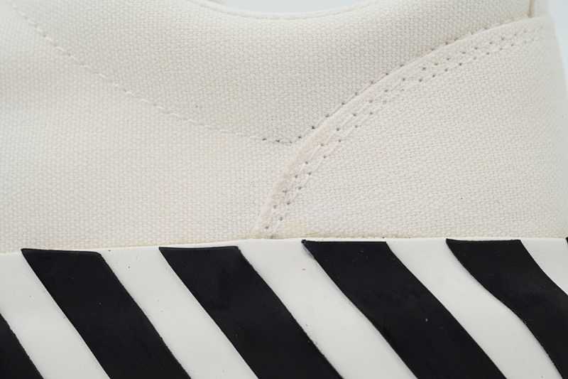 yupoo_313069_996dd6d9.jpg 【BP5MI】白色2 OFF-WHITE Vulc Low White 低帮 时尚板鞋 OMIA085C99LEA0010110 Off-White Vulc Sneaker 'White Black