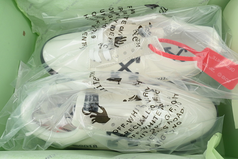 【BP5MI】白色1 OFF-WHITE Vulc Low White 低帮 时尚板鞋 OMIA085E183510010100 Off-White Vulc Low Top 'White'