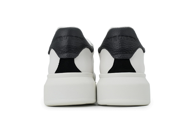 yupoo_313251_84d625b0.jpg 【DH5AP】黑尾 麦昆厚底圆头休闲运动鞋 Alexander McQueen Sneaker Black Tail