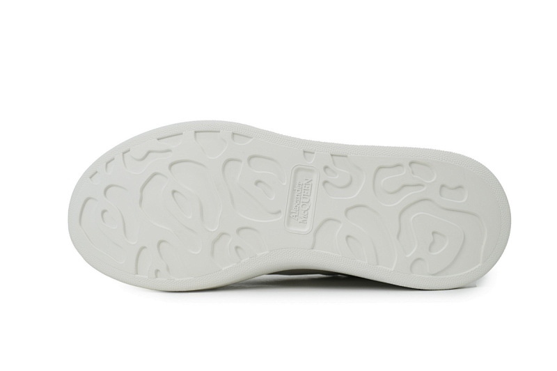 yupoo_313251_cff8304d.jpg 【DH5AP】黑尾 麦昆厚底圆头休闲运动鞋 Alexander McQueen Sneaker Black Tail